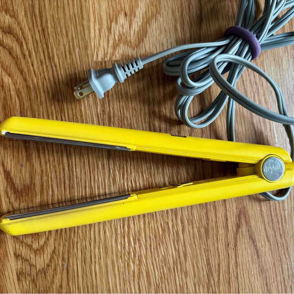 Yellow Drybar Flat Iron Hair Straightener